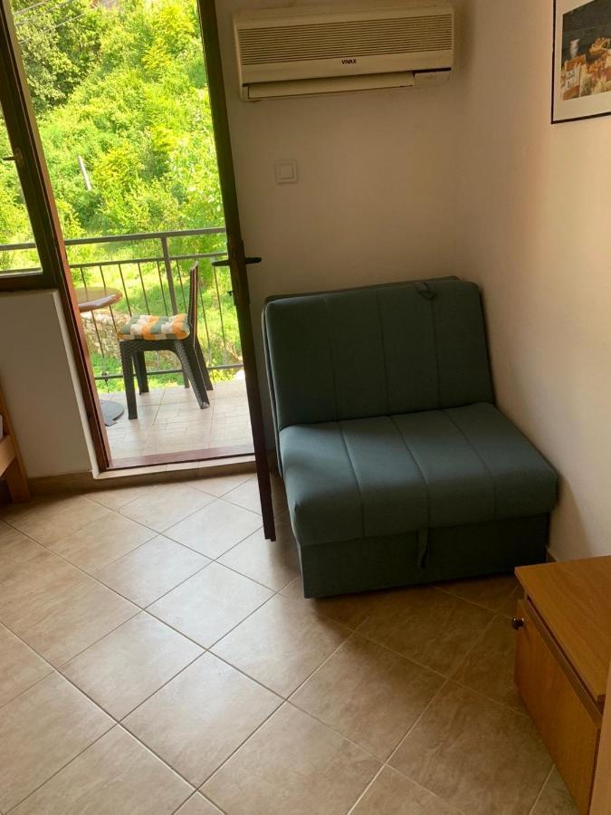 Apartmani Ivana Tivat Eksteriør billede