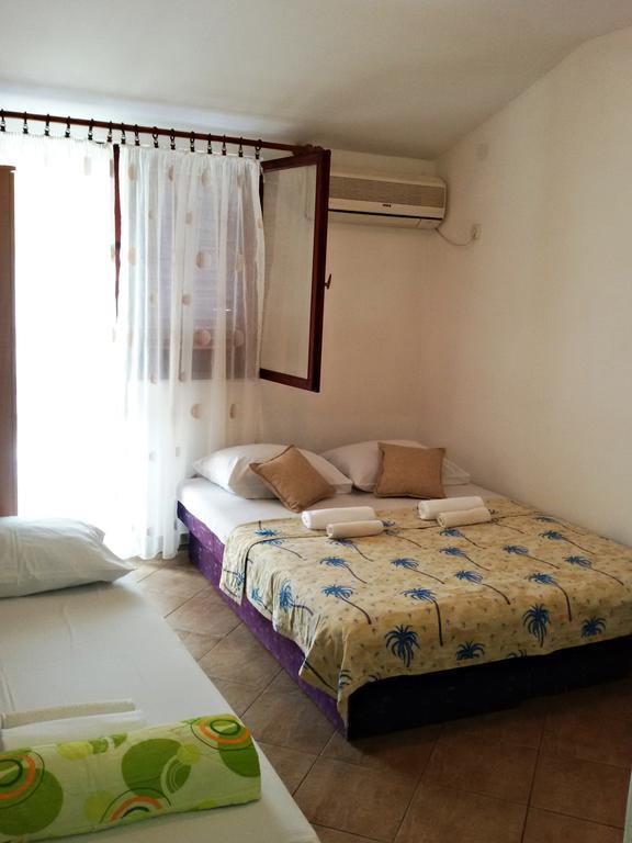 Apartmani Ivana Tivat Eksteriør billede